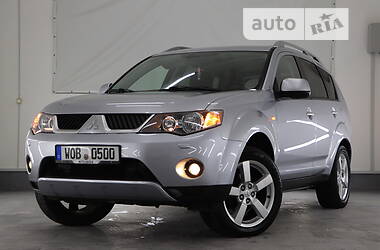 Позашляховик / Кросовер Mitsubishi Outlander XL 2009 в Трускавці