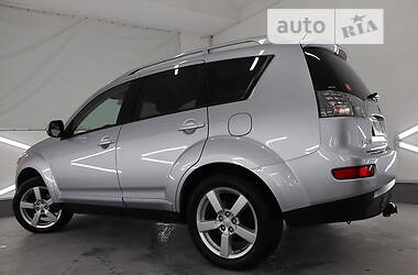 Позашляховик / Кросовер Mitsubishi Outlander XL 2009 в Трускавці