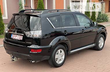 Внедорожник / Кроссовер Mitsubishi Outlander XL 2012 в 