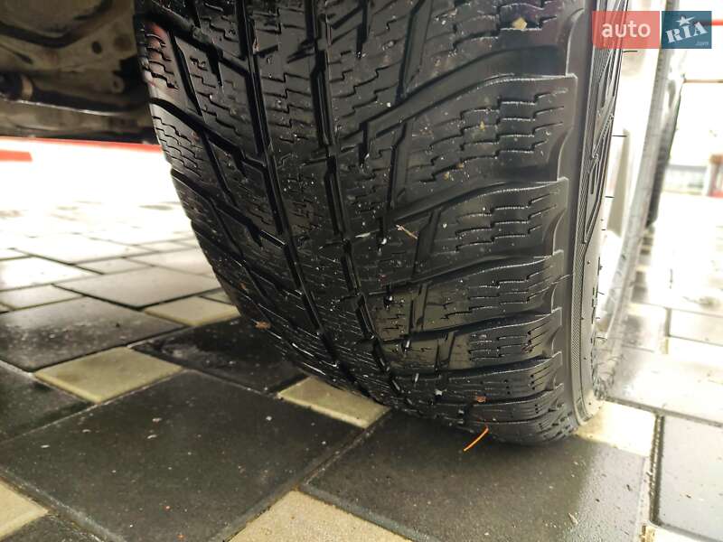 Внедорожник / Кроссовер Mitsubishi Outlander XL 2007 в Харькове