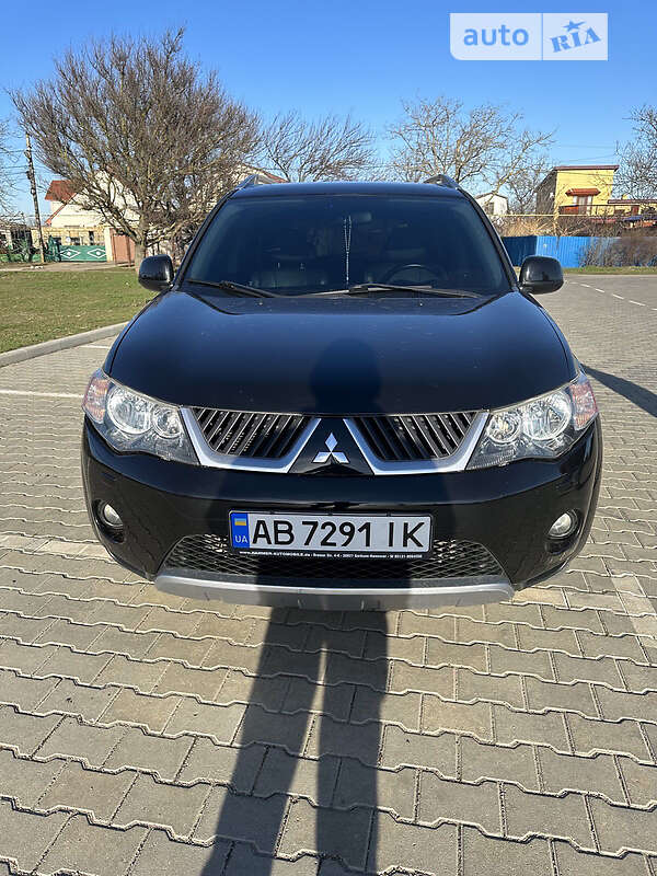 Внедорожник / Кроссовер Mitsubishi Outlander XL 2008 в Бердичеве