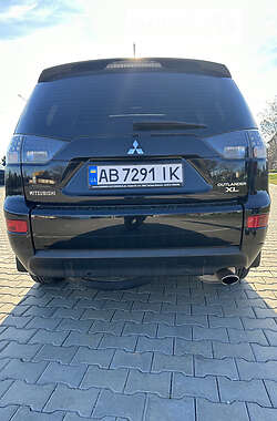 Позашляховик / Кросовер Mitsubishi Outlander XL 2008 в Бердичеві