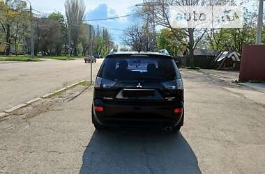 Внедорожник / Кроссовер Mitsubishi Outlander XL 2008 в Николаеве