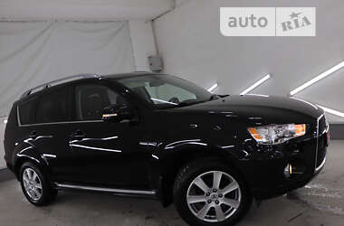 Внедорожник / Кроссовер Mitsubishi Outlander XL 2010 в Трускавце