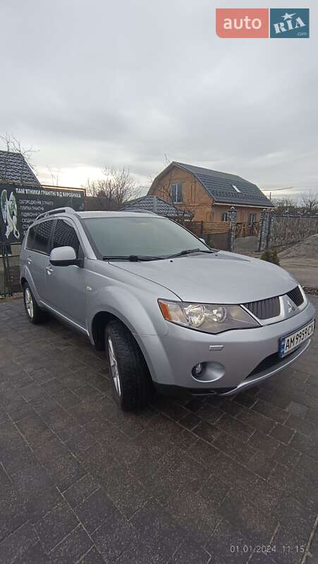 Mitsubishi Outlander XL 2007