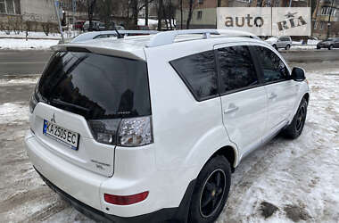 Внедорожник / Кроссовер Mitsubishi Outlander XL 2008 в Киеве