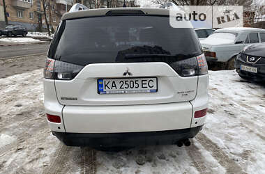 Внедорожник / Кроссовер Mitsubishi Outlander XL 2008 в Киеве