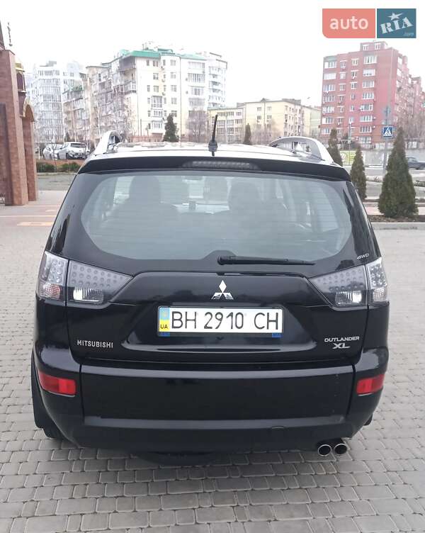 Позашляховик / Кросовер Mitsubishi Outlander XL 2008 в Чорноморську
