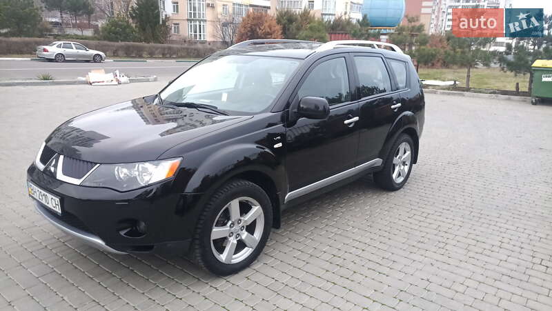 Позашляховик / Кросовер Mitsubishi Outlander XL 2008 в Чорноморську