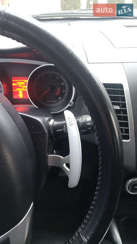 Позашляховик / Кросовер Mitsubishi Outlander XL 2008 в Чорноморську
