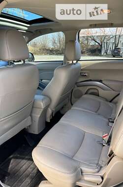 Внедорожник / Кроссовер Mitsubishi Outlander XL 2008 в Киеве