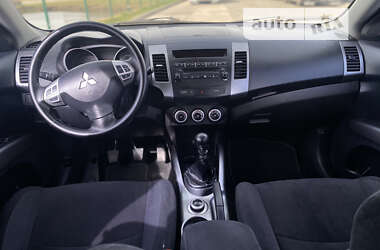 Внедорожник / Кроссовер Mitsubishi Outlander XL 2007 в Коломые