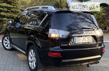 Позашляховик / Кросовер Mitsubishi Outlander XL 2011 в Дрогобичі