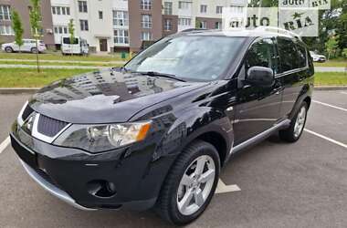 Позашляховик / Кросовер Mitsubishi Outlander XL 2008 в Ніжині