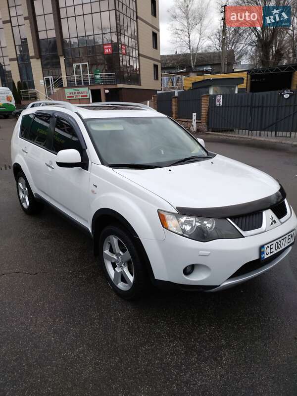 Mitsubishi Outlander XL 2008