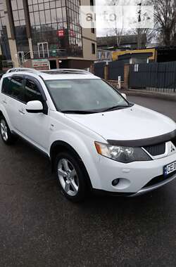 Позашляховик / Кросовер Mitsubishi Outlander XL 2008 в Херсоні