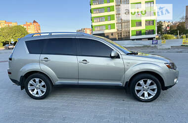 Внедорожник / Кроссовер Mitsubishi Outlander XL 2007 в Тернополе