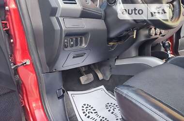 Внедорожник / Кроссовер Mitsubishi Outlander XL 2010 в Луцке