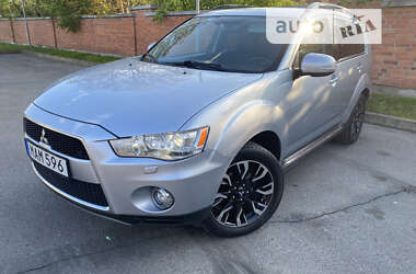 Внедорожник / Кроссовер Mitsubishi Outlander XL 2011 в Дрогобыче