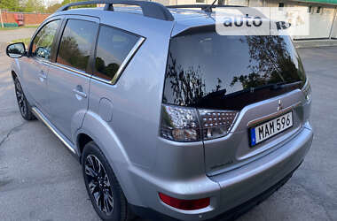 Позашляховик / Кросовер Mitsubishi Outlander XL 2011 в Дрогобичі