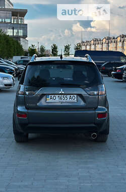 Внедорожник / Кроссовер Mitsubishi Outlander XL 2008 в Ужгороде