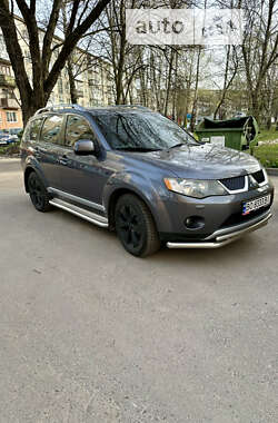 Внедорожник / Кроссовер Mitsubishi Outlander XL 2007 в Тернополе