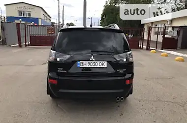 Mitsubishi Outlander XL 2008
