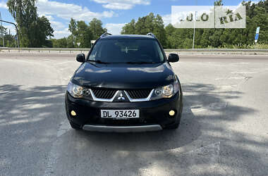 Позашляховик / Кросовер Mitsubishi Outlander XL 2008 в Радивиліві