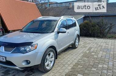 Внедорожник / Кроссовер Mitsubishi Outlander XL 2008 в Черновцах