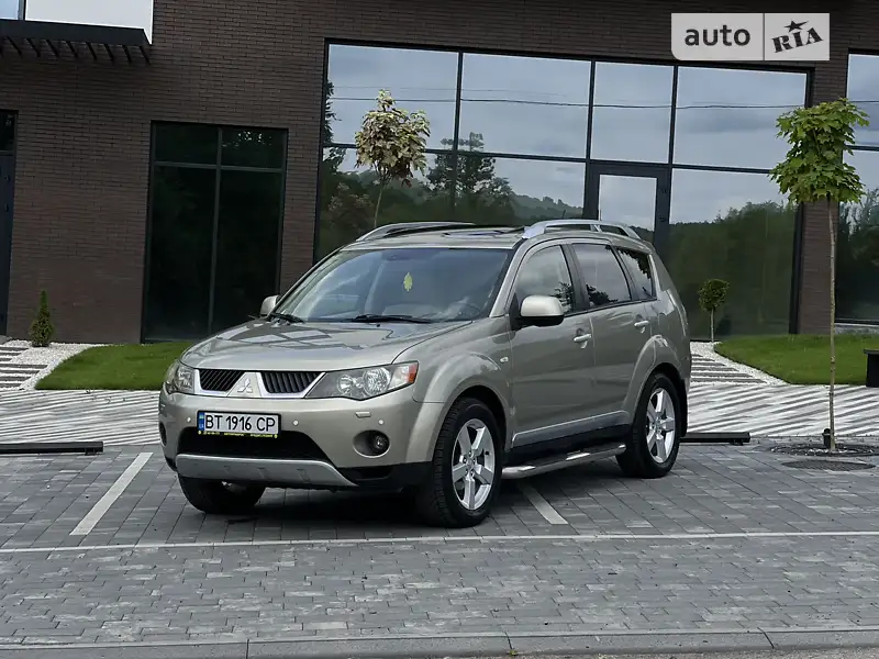 Mitsubishi Outlander XL 2008