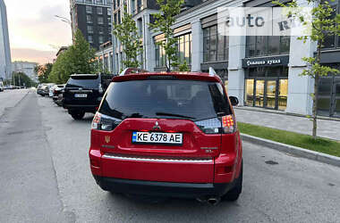 Внедорожник / Кроссовер Mitsubishi Outlander XL 2007 в Днепре