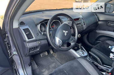 Внедорожник / Кроссовер Mitsubishi Outlander XL 2008 в Днепре