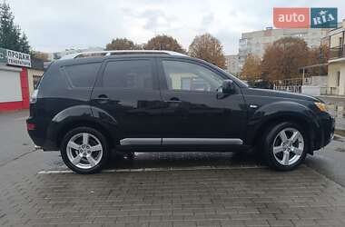 Позашляховик / Кросовер Mitsubishi Outlander XL 2009 в Луцьку