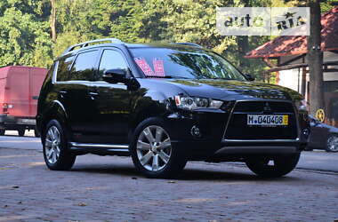 Внедорожник / Кроссовер Mitsubishi Outlander XL 2011 в Трускавце