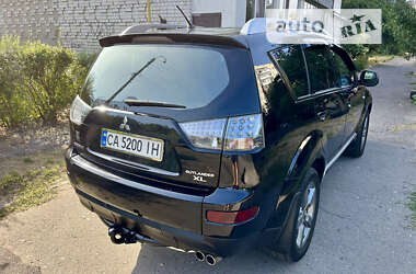 Внедорожник / Кроссовер Mitsubishi Outlander XL 2007 в Черкассах