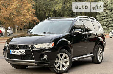 Позашляховик / Кросовер Mitsubishi Outlander XL 2011 в Вінниці