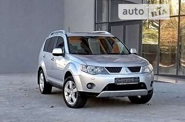 Внедорожник / Кроссовер Mitsubishi Outlander XL 2008 в Днепре