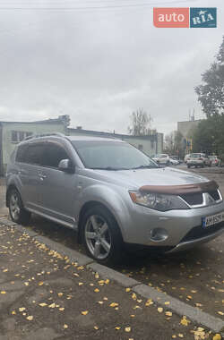 Позашляховик / Кросовер Mitsubishi Outlander XL 2007 в Житомирі