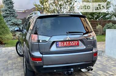 Позашляховик / Кросовер Mitsubishi Outlander XL 2009 в Вінниці