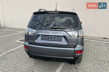 Позашляховик / Кросовер Mitsubishi Outlander XL 2011 в Дрогобичі