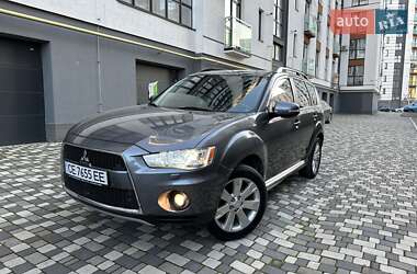 Внедорожник / Кроссовер Mitsubishi Outlander XL 2011 в Ивано-Франковске