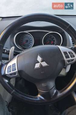 Внедорожник / Кроссовер Mitsubishi Outlander XL 2008 в Киеве