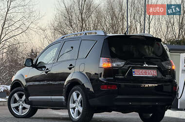 Позашляховик / Кросовер Mitsubishi Outlander XL 2008 в Дрогобичі