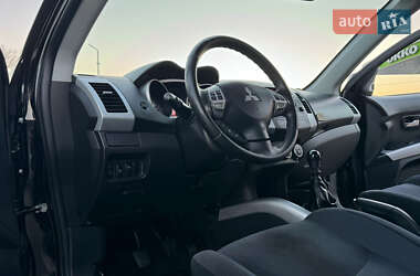 Позашляховик / Кросовер Mitsubishi Outlander XL 2008 в Дрогобичі