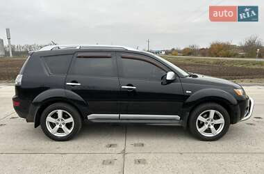 Позашляховик / Кросовер Mitsubishi Outlander XL 2009 в Полтаві