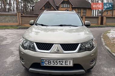 Позашляховик / Кросовер Mitsubishi Outlander XL 2007 в Чернігові