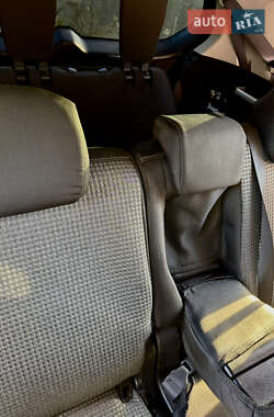 Внедорожник / Кроссовер Mitsubishi Outlander XL 2007 в 