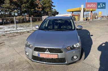 Позашляховик / Кросовер Mitsubishi Outlander XL 2010 в Харкові