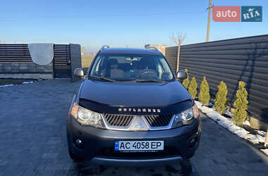 Позашляховик / Кросовер Mitsubishi Outlander XL 2008 в 