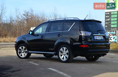 Позашляховик / Кросовер Mitsubishi Outlander XL 2011 в Дрогобичі